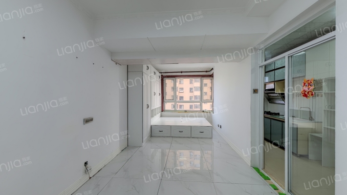 桃园臻品小区二手房实景图