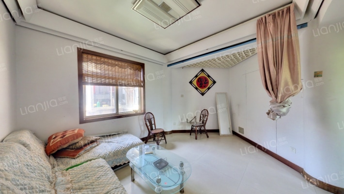 建设小区二手房实景图