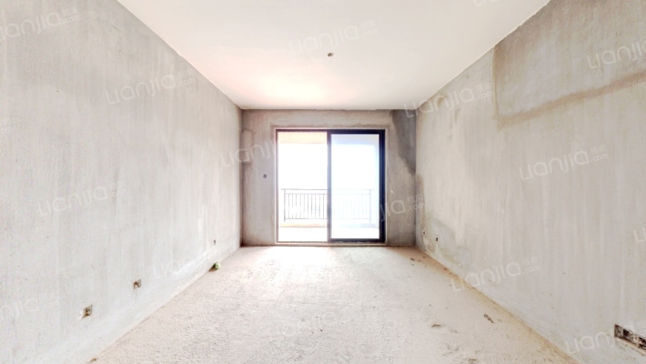 保利蓝海嘉居二手房实景图