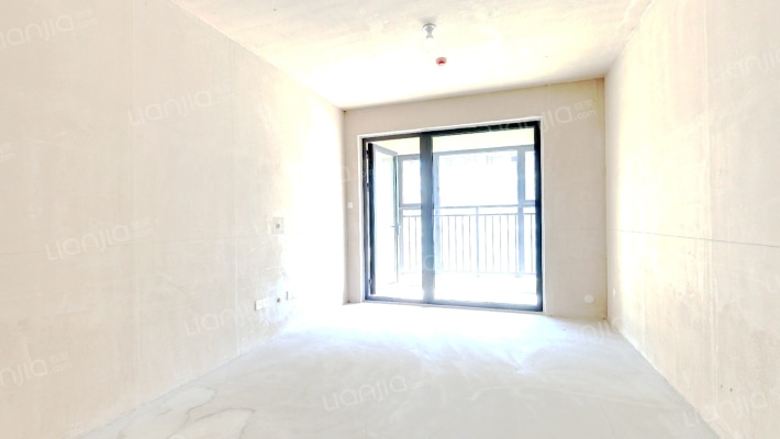 海信花街小镇维拉二手房实景图