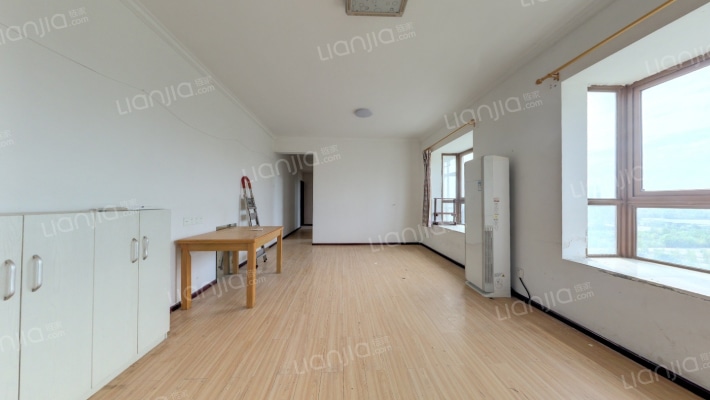 长江明珠二手房实景图