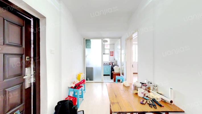 达明新村二手房实景图