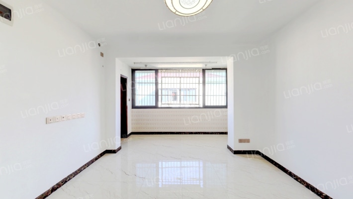 晶波坊二手房实景图