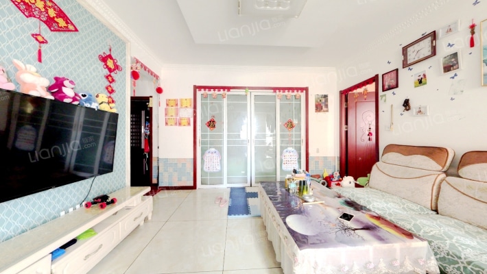 万泰花苑二手房实景图