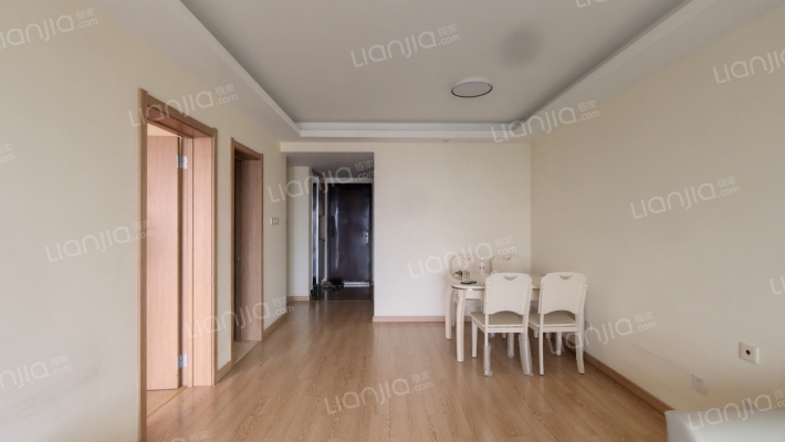 万科城嘉园二手房实景图