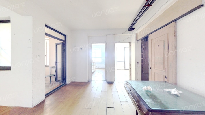 横河家园二手房实景图