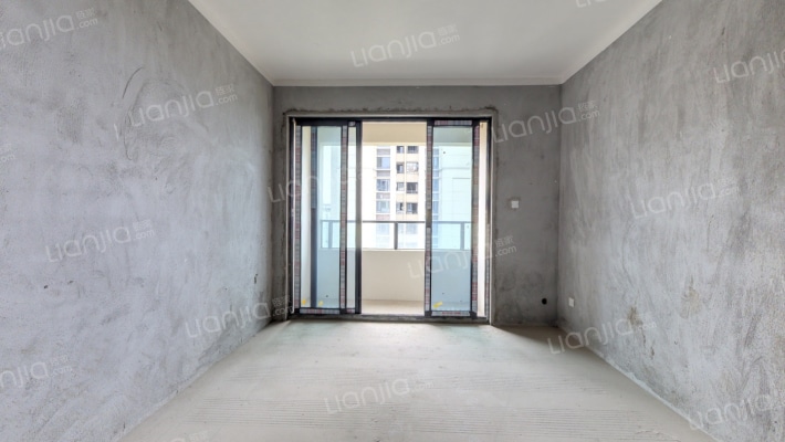 中国摩五期檀香佳苑二手房实景图