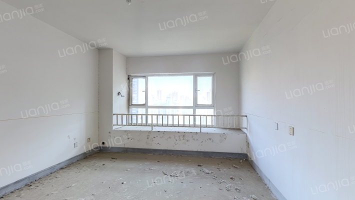 荣盛花语馨苑二手房实景图