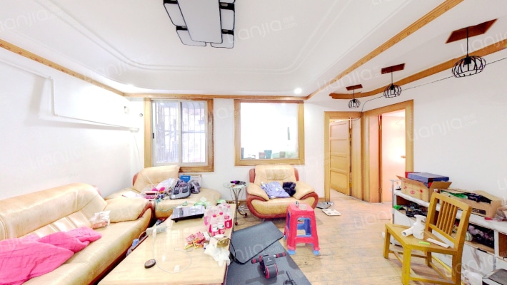 鸿发公寓二手房实景图