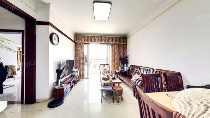 大芬油画苑二手房实景图