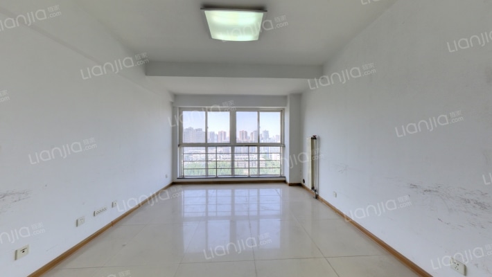 克拉上城二手房实景图