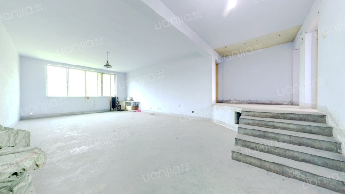 阿坝州农发行家属院二手房实景图