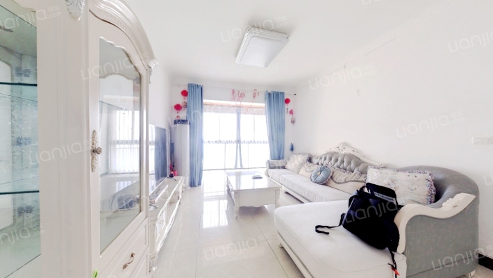 融汇半岛香缇漫山二手房实景图