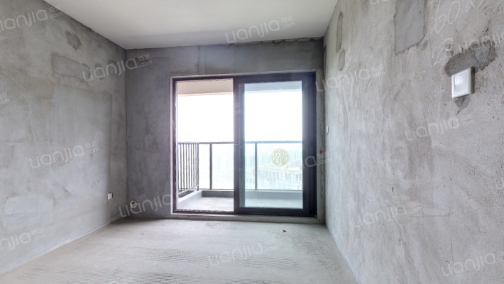 财信铂雲府二手房实景图