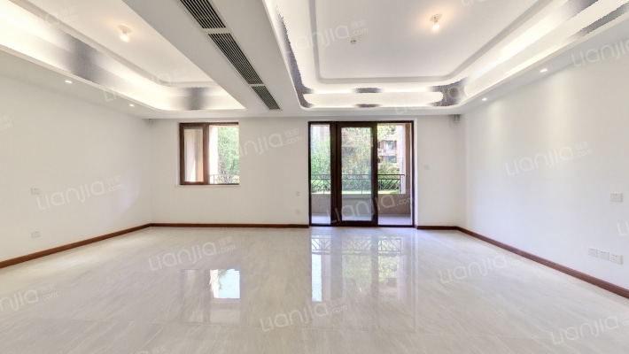 保利天悦二期二手房实景图