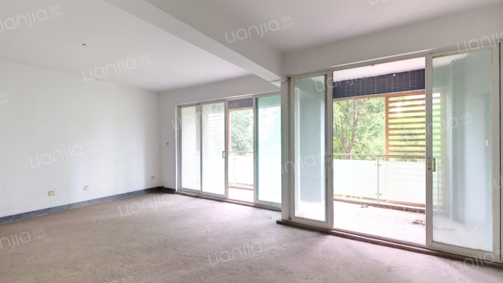 财富中心国际公寓二手房实景图