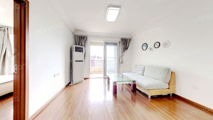 万科金色半山二手房实景图