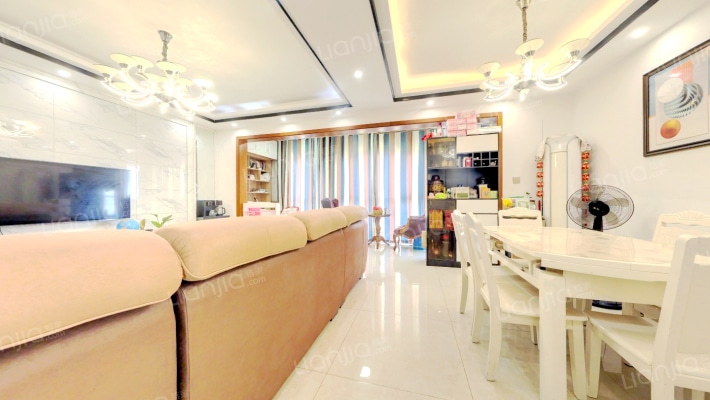 蓝光圣菲悦城二期二手房实景图