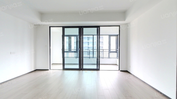 金隅中交山湖云筑二手房实景图