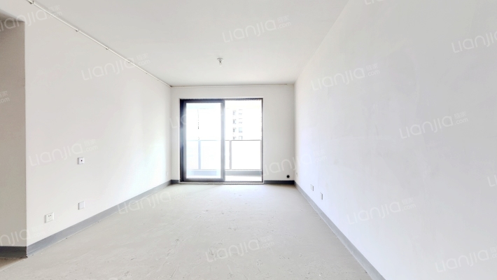 新城邻水湾景苑二手房实景图