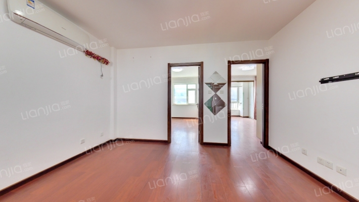 佳隆学府铭座二手房实景图