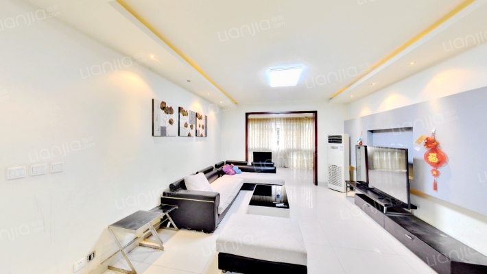 春晓华庭二手房实景图