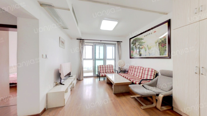 世茂锦绣长江二期二手房实景图