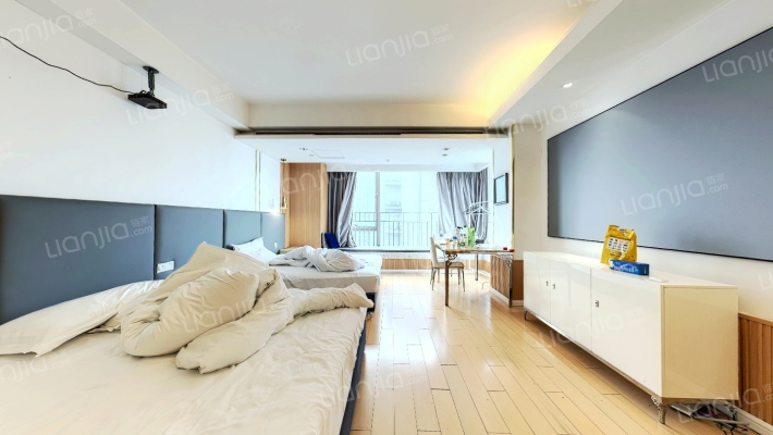 富力史丹尼国际公寓二手房实景图