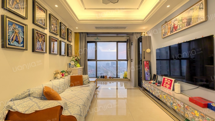 海尔翡翠云城云著二手房实景图