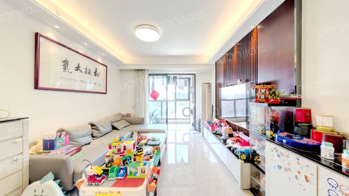 招商雍华府二手房实景图