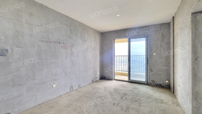 中粮鸿云二手房实景图