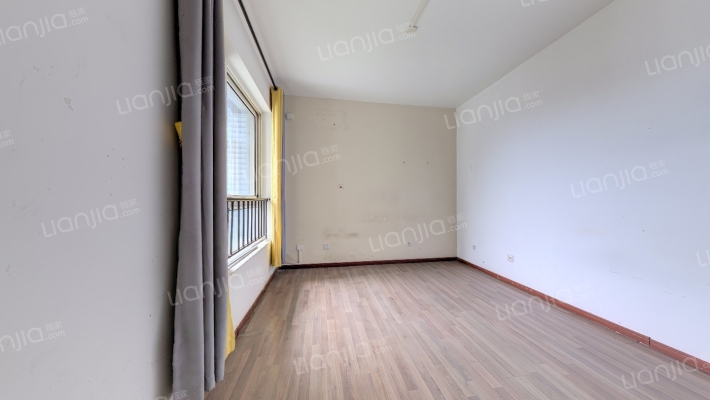 盘古天地(一期）二手房实景图