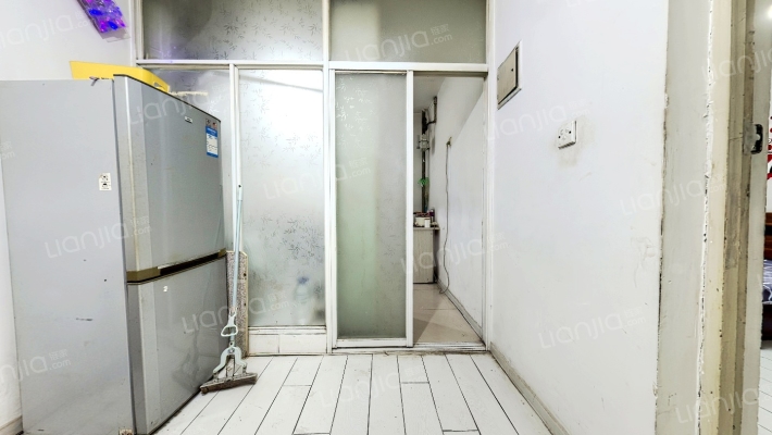 机床一小区二手房实景图