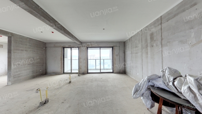 中央铭著二手房实景图