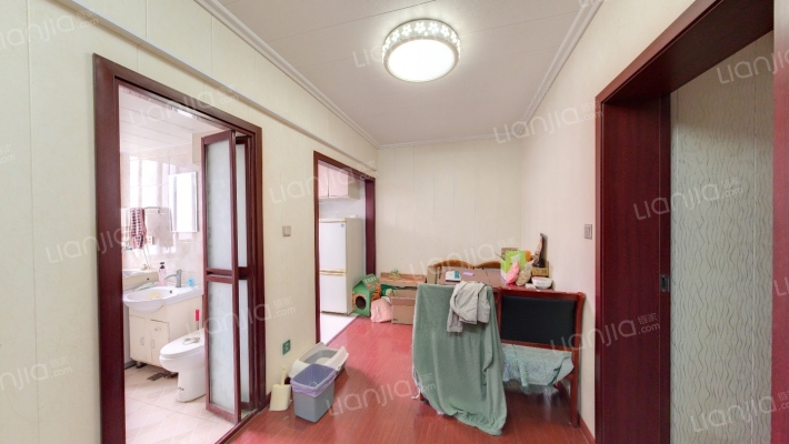 中南新村二手房实景图