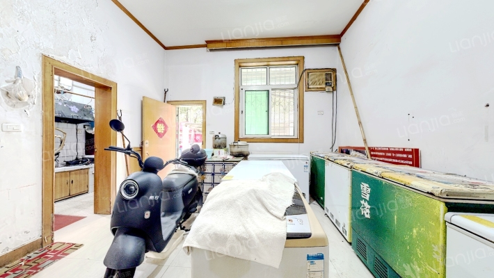 何家咀202号二手房实景图