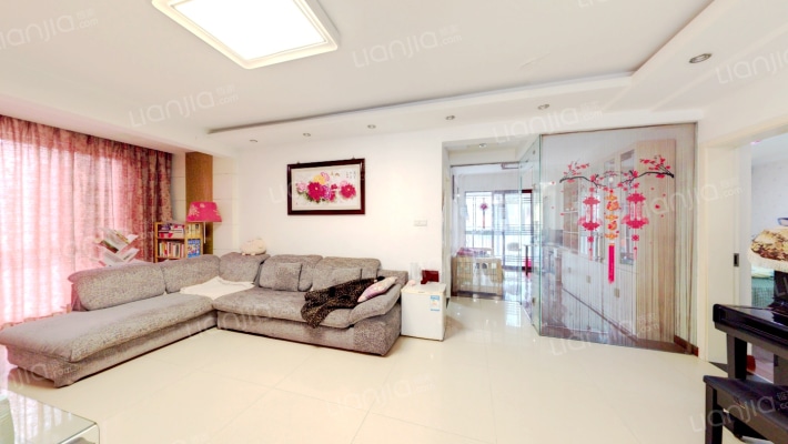 香山华庭二手房实景图