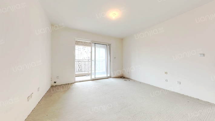 鹭湖宫11区A组团二手房实景图