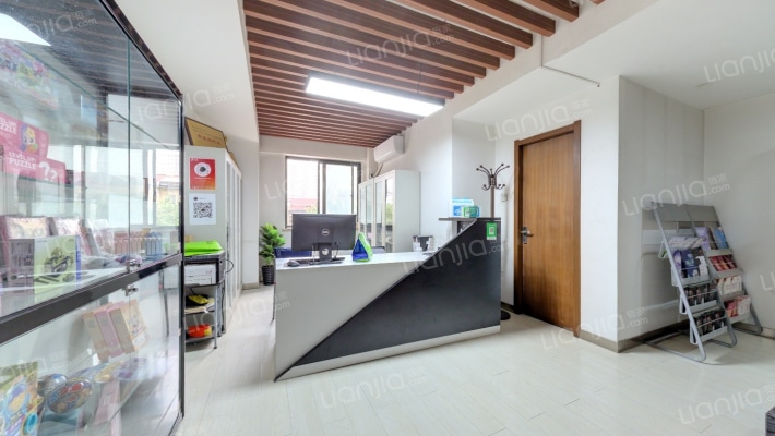 枫叶大厦二手房实景图