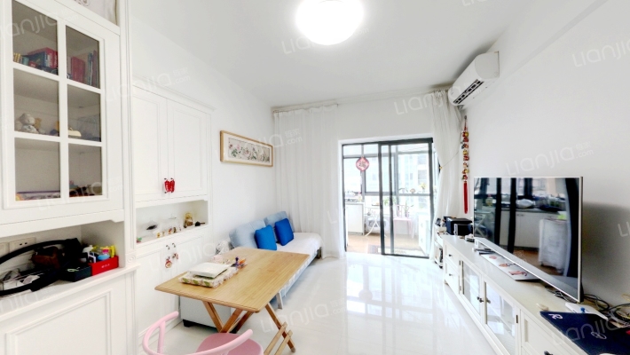 罗宾森购物广场二期二手房实景图