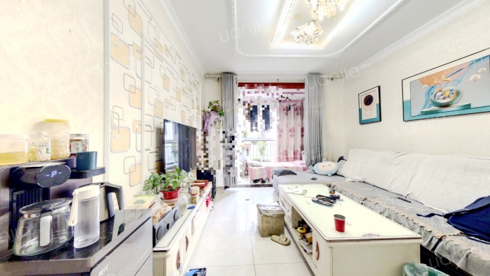 领城蔚然里南院二手房实景图