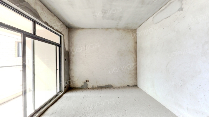 腾飞广场二手房实景图