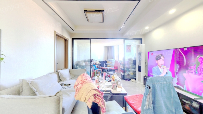 莱克大厦二手房实景图