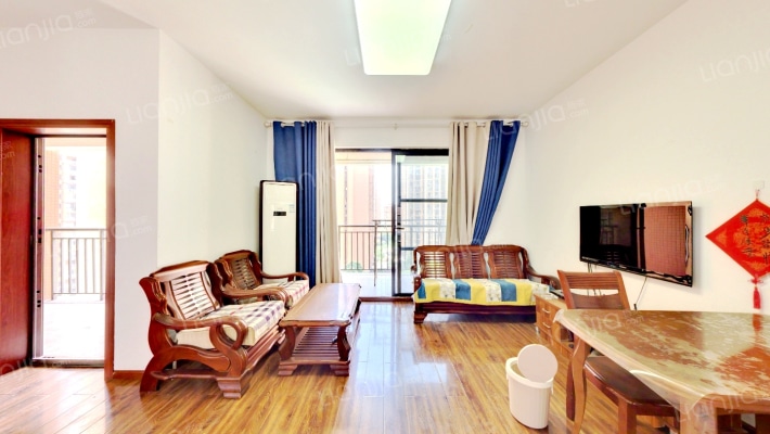 理工东苑二手房实景图