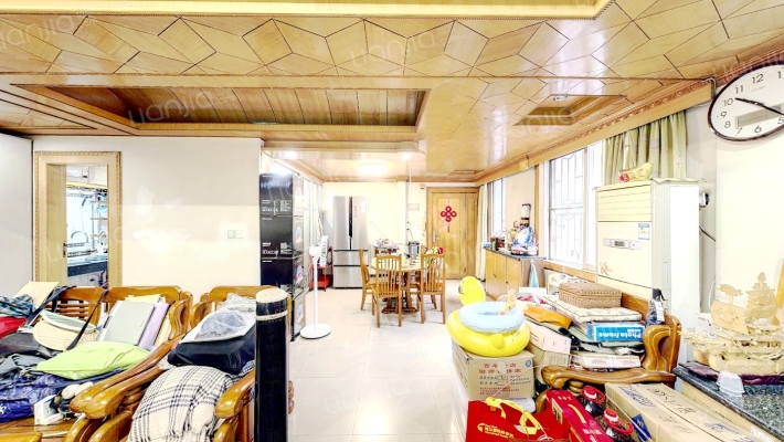 海鹰路二手房实景图