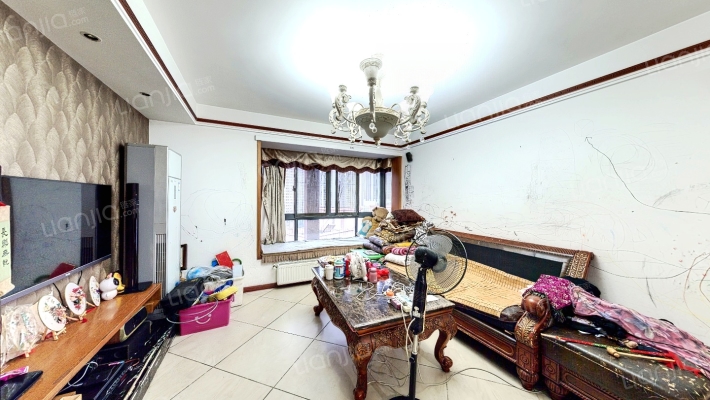 和地蓝湾二手房实景图