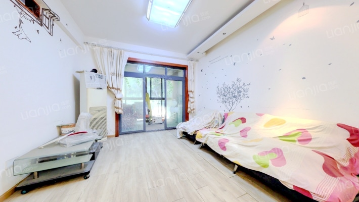 经典华庭二手房实景图