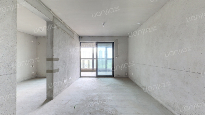 尚泽臻园二手房实景图