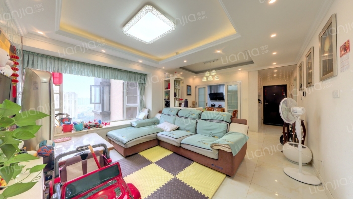 天府逸家二期二手房实景图