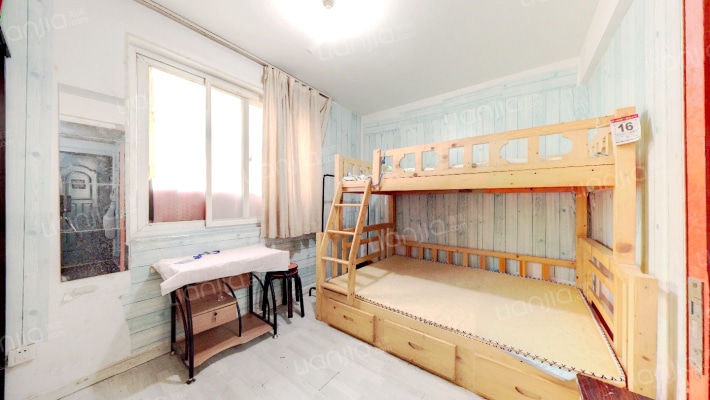 时尚PARTY二手房实景图